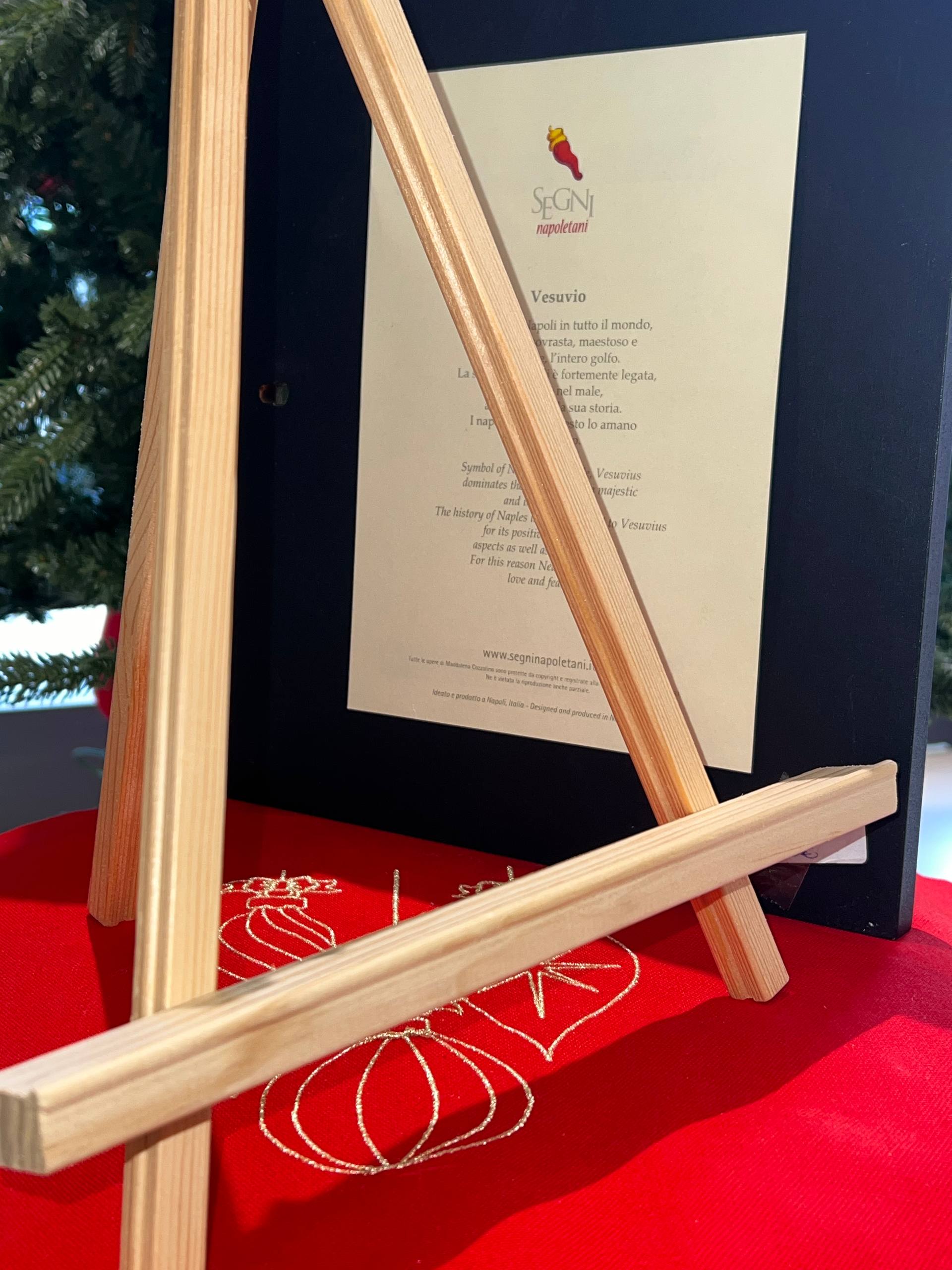 Quadro Vesuvio Portafortuna con Corni Napoletani – Opera Artigianale su Tela